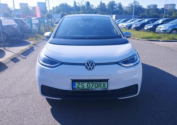 Volkswagen ID.3 cena 119000 przebieg: 34000, rok produkcji 2020 z Łomianki małe 497